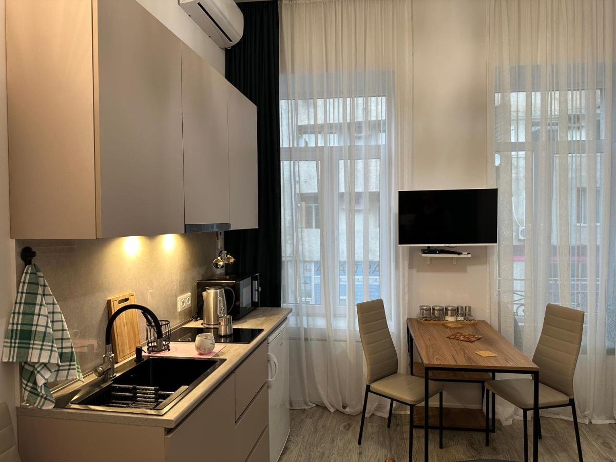 Apartment In The Center Of Tiflis Exterior foto